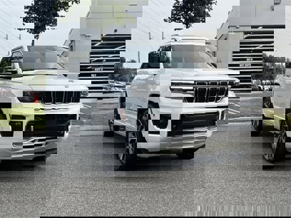 Certified 2023 Jeep Grand Cherokee Overland w/ Luxury Tech Group IV