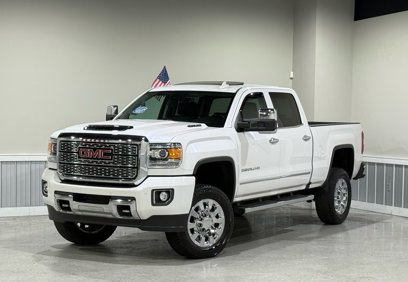 Used 2018 GMC Sierra 2500 Denali w/ Duramax Plus Package