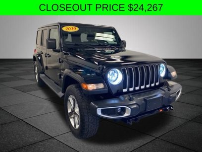 Used 2019 Jeep Wrangler Unlimited Sahara w/ Uconnect 4C Nav & Sound Group