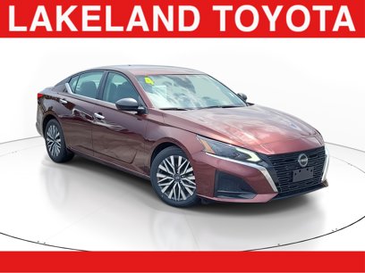 Used 2024 Nissan Altima 2.5 SV