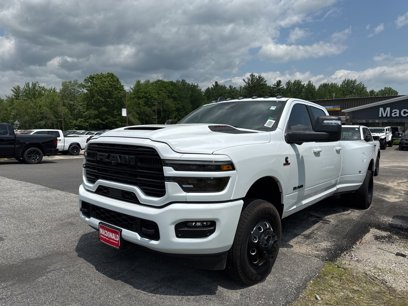 New 2025 RAM 3500 Laramie w/ Night Edition