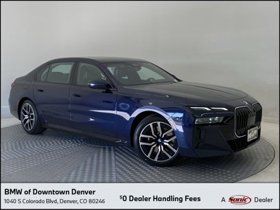New 2025 BMW 760i xDrive w/ Premium Package