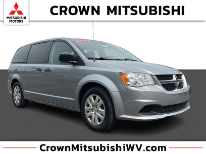 Used 2019 Dodge Grand Caravan SE w/ UConnect Hands-Free Group