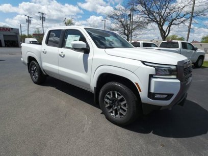 New 2025 Nissan Frontier SL