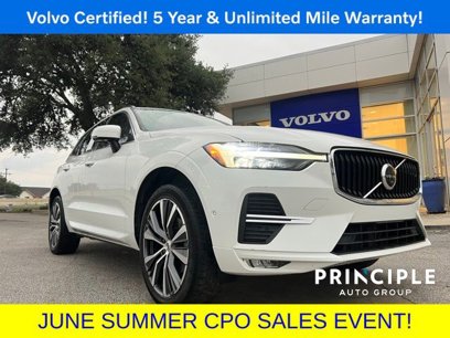 Certified 2022 Volvo XC60 B5 Momentum w/ Advanced Package