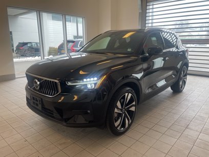 Used 2025 Volvo XC40 B5 Plus w/ Protection Package Premier