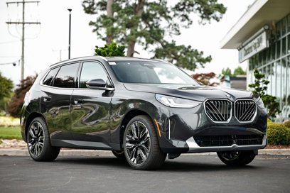 New 2025 BMW X3 xDrive30i w/ Premium Package