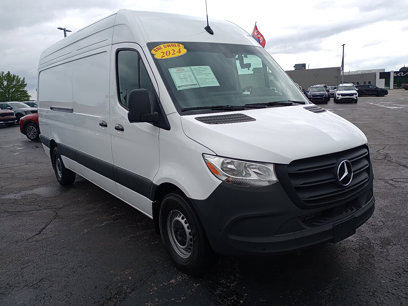 Used 2024 Mercedes-Benz Sprinter 2500 w/ Parking Package