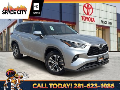Used 2024 Toyota Highlander XLE