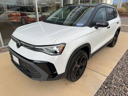 New 2025 Volkswagen Taos SE