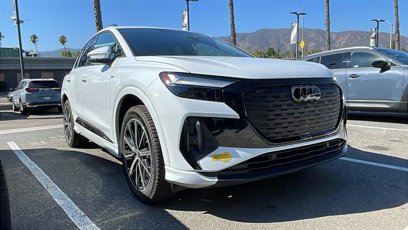 Used 2022 Audi Q4 e-tron Premium Plus w/ Premium Plus