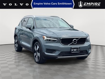 Used 2020 Volvo XC40 T5 Momentum w/ Protection Package Premier