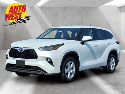 Used 2022 Toyota Highlander LE