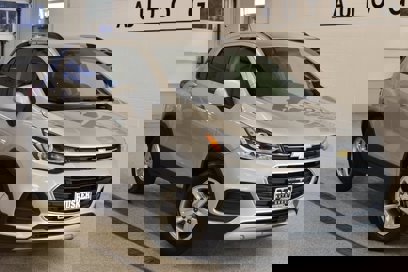 Used 2022 Chevrolet Trax LT w/ LT Convenience Package