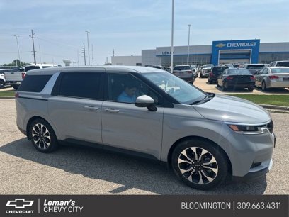 Used 2023 Kia Carnival EX