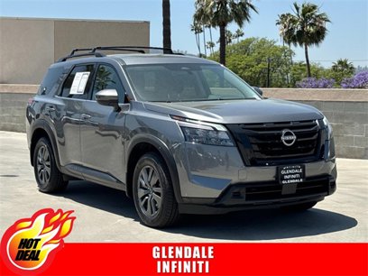 Used 2023 Nissan Pathfinder SV w/ SV Black Package