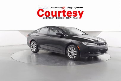 Certified 2016 Chrysler 200 S w/ Comfort Group