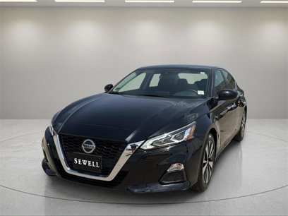 Used 2022 Nissan Altima 2.5 SV