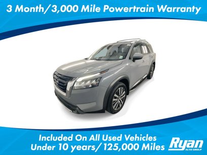 Used 2022 Nissan Pathfinder Platinum w/ Lighting Package (N93)