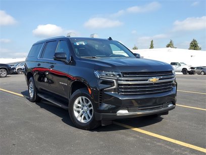 Certified 2022 Chevrolet Suburban LT w/ Luxury Package