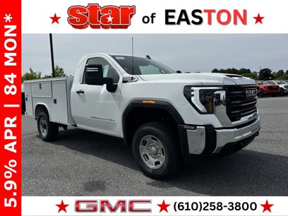 New 2025 GMC Sierra 2500 Pro w/ Convenience Package