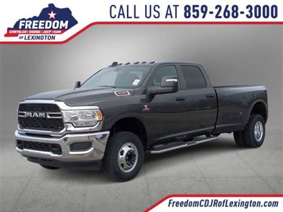 New 2024 RAM 3500 Tradesman w/ Chrome Appearance Group