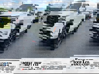 Used 2023 Nissan Frontier PRO-4X w/ Pro Convenience Package