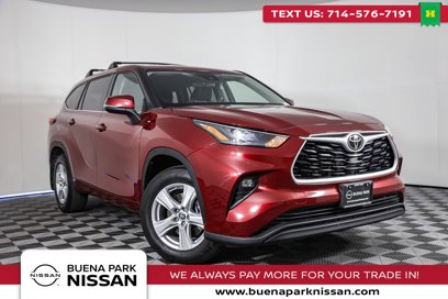 Used 2022 Toyota Highlander LE