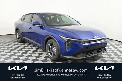 New 2025 Kia K4 LXS