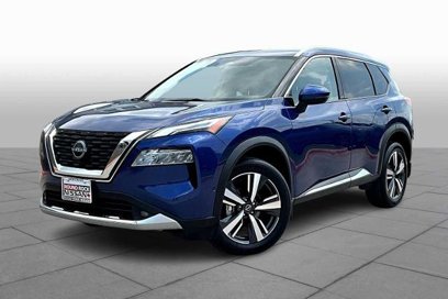 Certified 2022 Nissan Rogue Platinum w/ Head-Up Display Package