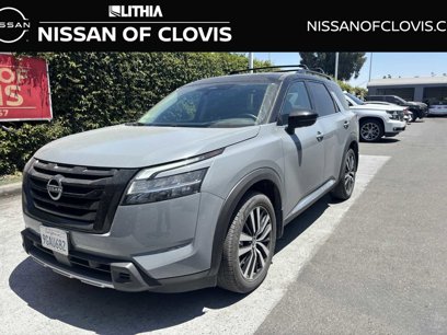 Used 2023 Nissan Pathfinder Platinum w/ Black Appearance Package