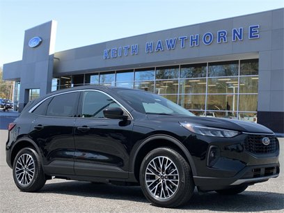 New 2024 Ford Escape SE