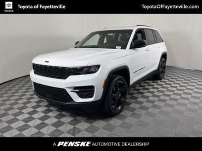 Used 2023 Jeep Grand Cherokee Altitude