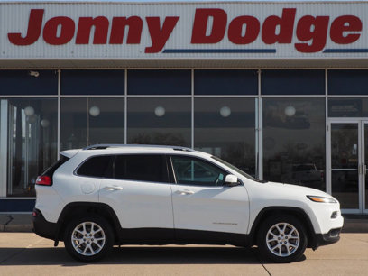 Used 2017 Jeep Cherokee Latitude w/ Safety/Convenience Group