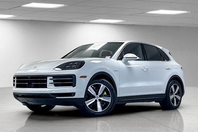 Certified 2025 Porsche Cayenne E-Hybrid