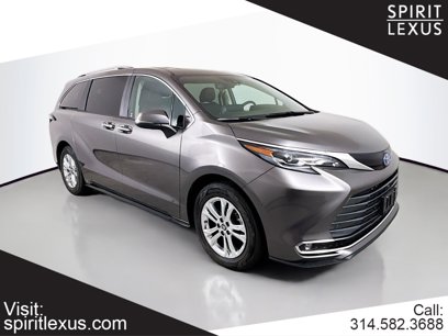 Used 2024 Toyota Sienna Platinum