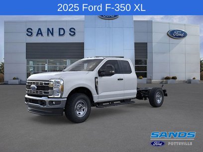 New 2025 Ford F350 XL w/ XL Chrome Package