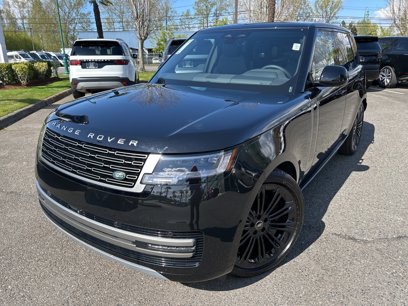 New 2025 Land Rover Range Rover SE