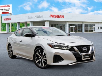 Used 2023 Nissan Maxima SV w/ Floor Mat Group