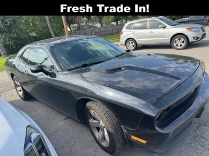Used 2014 Dodge Challenger SXT