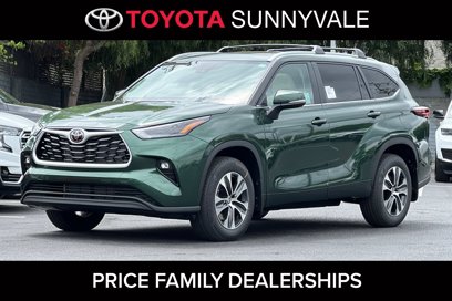 New 2025 Toyota Highlander XLE