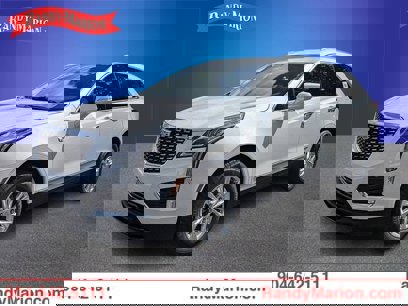 New 2025 Cadillac XT5 Luxury