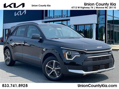 New 2025 Kia Niro EX