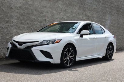 Used 2020 Toyota Camry SE