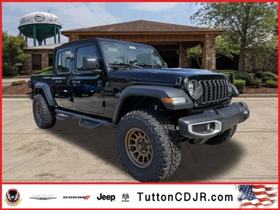 New 2025 Jeep Gladiator Sport