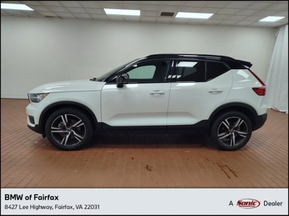 Used 2022 Volvo XC40 T5 R-Design