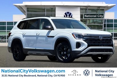 New 2025 Volkswagen Atlas Peak Edition SE