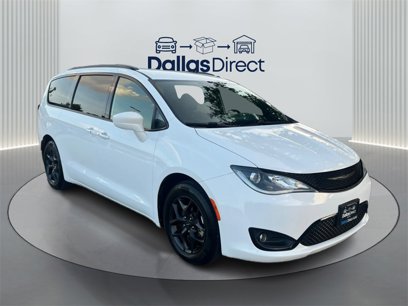 Used 2018 Chrysler Pacifica Touring-L Plus