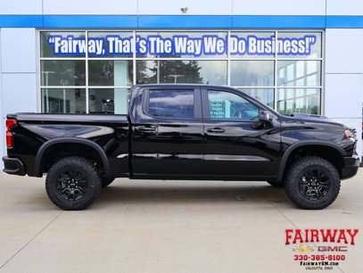 New 2025 Chevrolet Silverado 1500 ZR2 w/ Dark Appearance Package