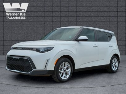 Certified 2023 Kia Soul LX w/ LX Technology Package